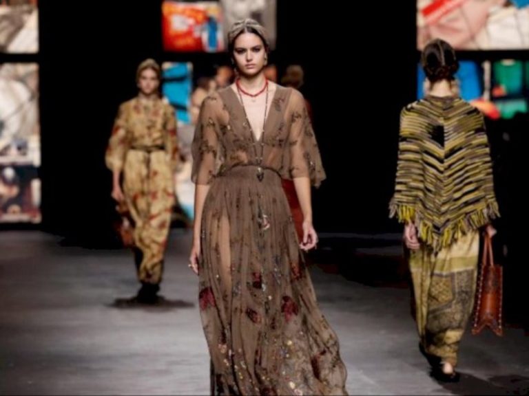Viral Soal Brand Indonesia yang Klaim Tampil di Paris Fashion Week 2022 Gekrafs Beri Penjelasan