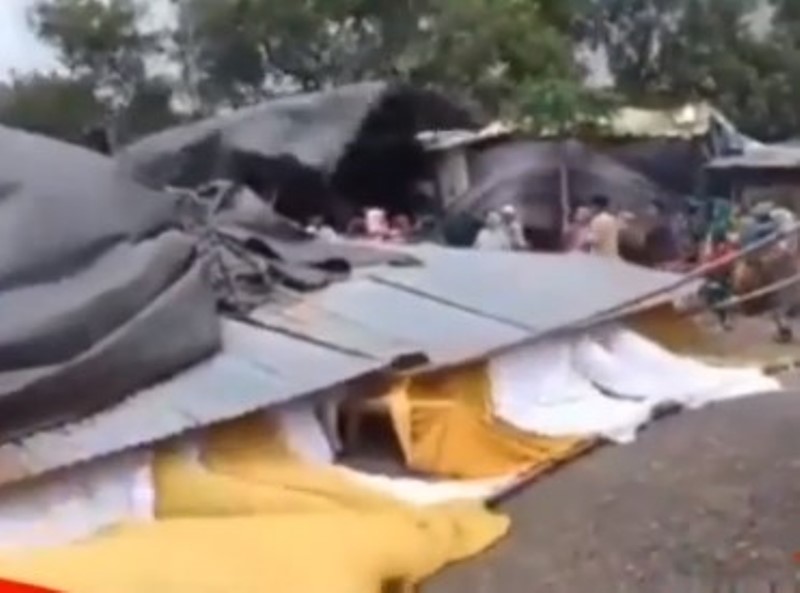 Viral Video Detik detik Tenda Pernikahan Roboh Diterjang Angin Kencang Tamu Auto Kocar kacir