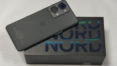 HP OnePlus Nord 2T 1