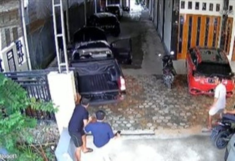 Bikin Rugi Penjual, Pria ini Malah Batal Beli Usai Tabrakan Mobil Saat Uji Coba Bikin Rugi Penjual Pria ini Malah Batal Beli Usai Tabrakan Mobil Saat Uji Coba