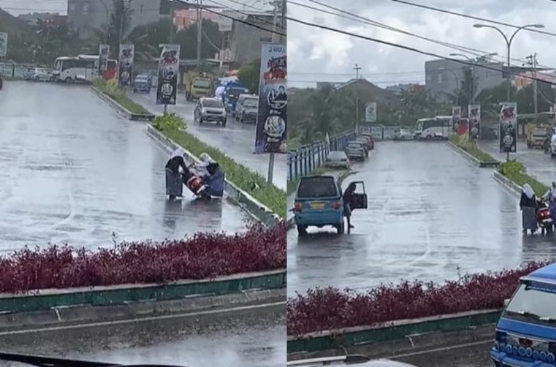 Baik Banget Sopir Angkot Rela Hujan hujanan Demi Tolong Siswi SMA yang Jatuh dari Motor