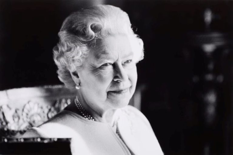 Ratu Elizabeth II Meninggal Dunia di Usia 96 Tahun