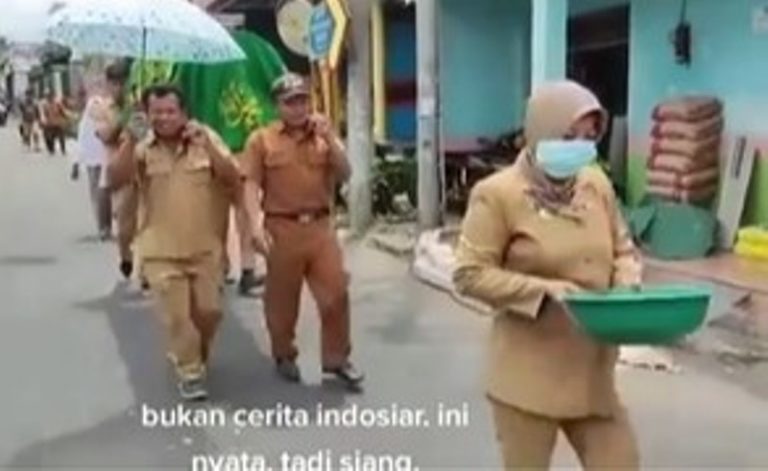 Tetangga dan Keluarga Diduga Enggan Antarkan Jenazah ke TPU Pegawai Desa Sampai Turun Tangan