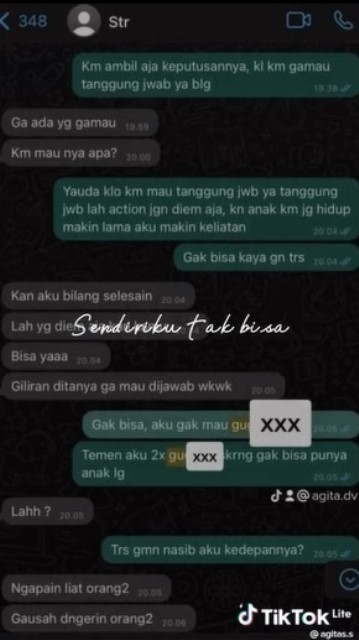 Screenshot Chat WhatsApp Anggita dan Satria