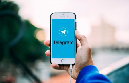 Cara Menggunakan Stiker Telegram di WhatsApp