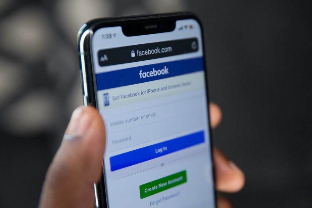 Cara Ubah Tombol Tambahkan Teman Menjadi Ikuti di Facebook
