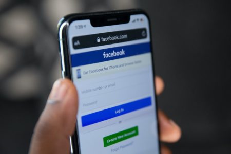 Cara Ubah Tombol Tambahkan Teman Menjadi Ikuti di Facebook