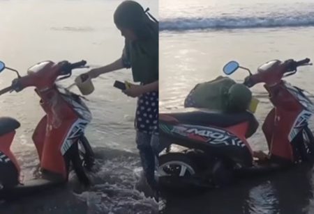VIRAL Emak emak Cuci Motor di Laut, Bikin Publik Tepuk Jidat OTW Karatan!