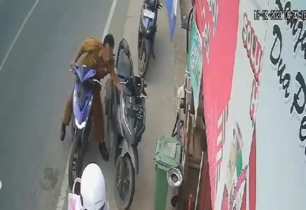 Aksi Nekat Oknum PNS Curi HP Milik Siswi SMA, Ternyata Demi Beli Barang ini