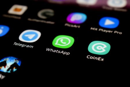 Cara Menghilangkan Sidik Jari di WhatsApp