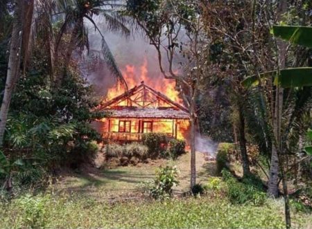 1 Rumah di Kampung Adat Kuta Ciamis Ludes Terbakar